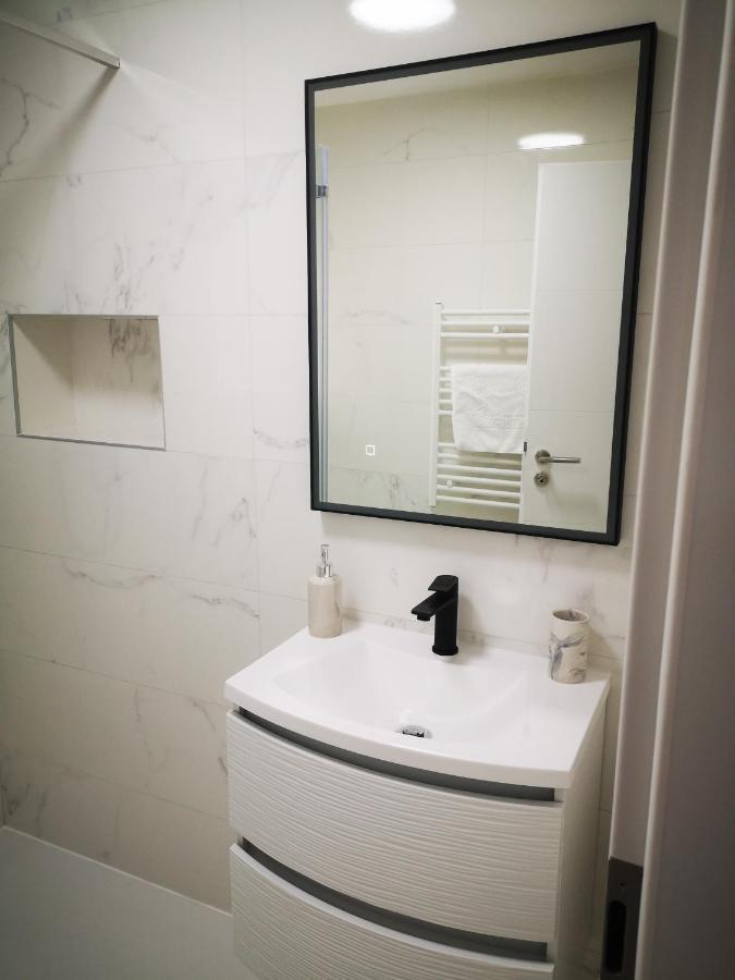 Apartman Hobit Опатия Екстериор снимка